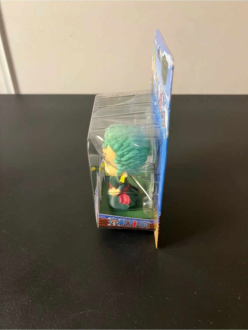 Fly Guys: One Piece - ZORO Vinyl Figure with Acrylic Background New